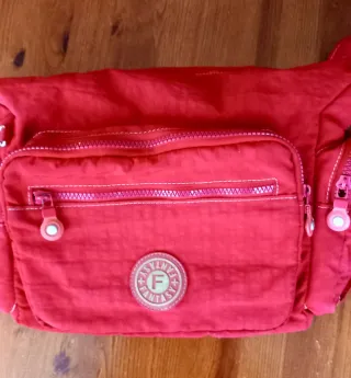 Borsa tracolla rossa multitasche