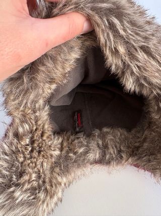 Gorro Catimini rosa con pompón y orejeras