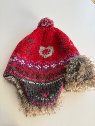 Gorro Catimini rosa con pompón y orejeras