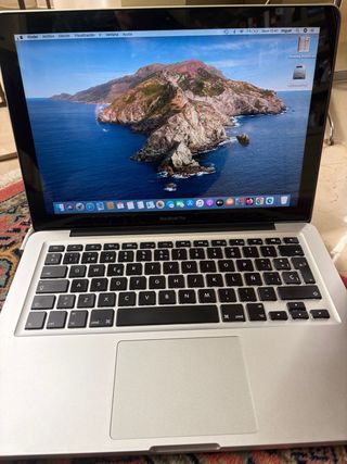 MacBook Pro 13 Intel Core i5 8GB RAM Plata