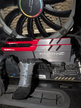 Ordenador PC Vendo o Cambio!