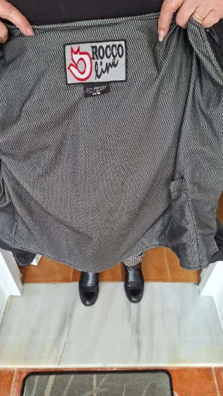 Chaqueta motera mujer negra