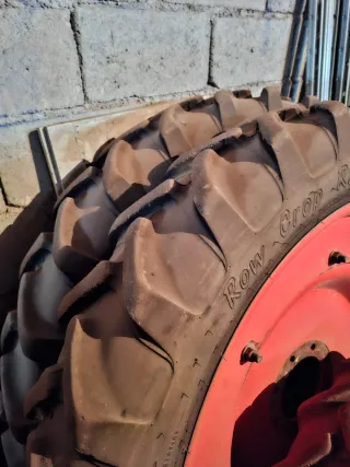 Ruedas tractor finas