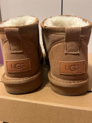 Botines estilo UGG Marrones Talla 40