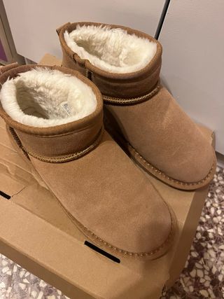 Botines estilo UGG Marrones Talla 40
