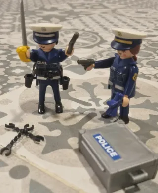 Playmobil Coche Policía con Figuras