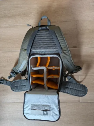 Mochila Fotográfica LowePro Flipside Trek 350