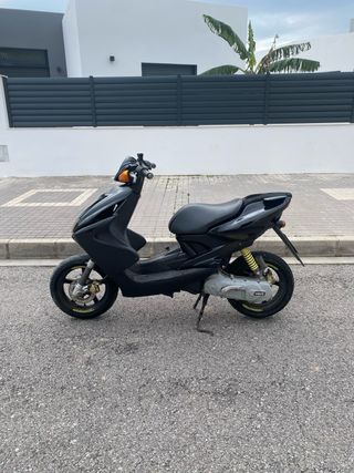 Yamaha Aerox YQ50 Scooter