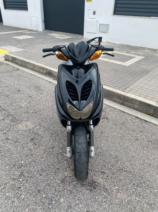 Yamaha Aerox YQ50 Scooter
