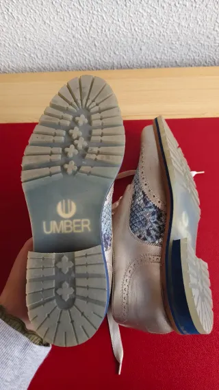 Zapatos Umber Animal Print Serpiente Talla 38