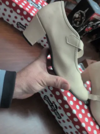 Zapatos de tacón para baile color beige