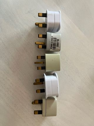 Adaptadores Enchufe UK/SG 3 Pines