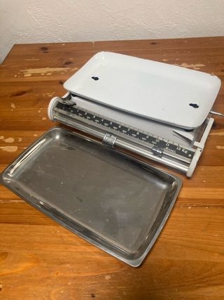 Báscula antigua Bernar