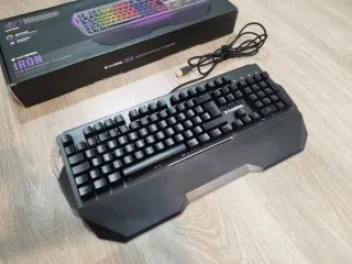 Teclado Mecánico Oversteel Iron RGB - Español