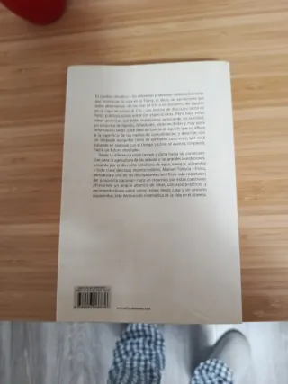 Libro "El clima" de Manuel Toharia.