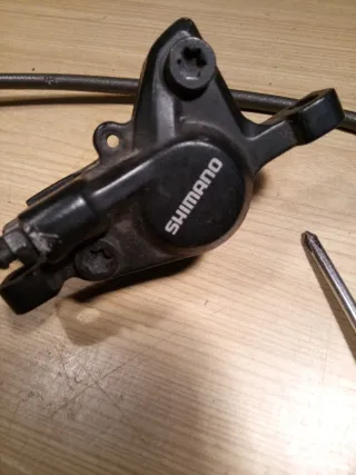 Freno de disco Shimano MTB,y otro formula