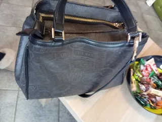 Borsa Alviero Martini donna nero e oro