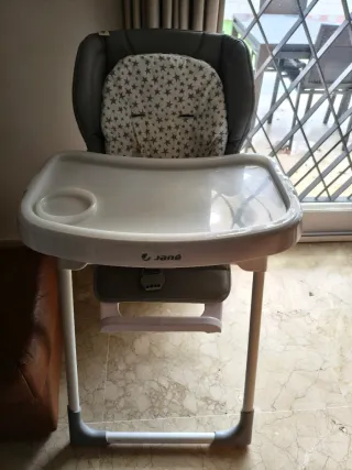 Trona Jane para bebé