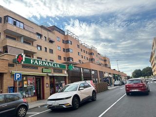 Local comercial en alquiler en Altos del Olivar - El Caracol en Valdemoro
