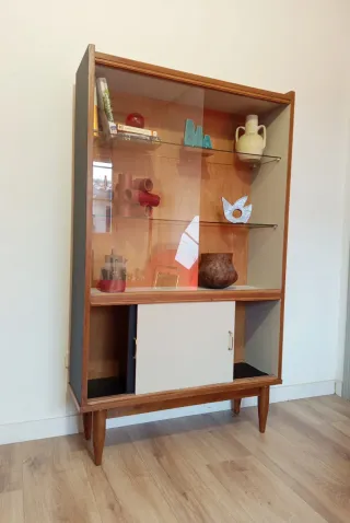 Vitrina Mid Century Madera y Cristal