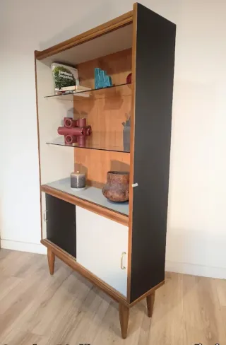 VITRINA MID CENTURY.