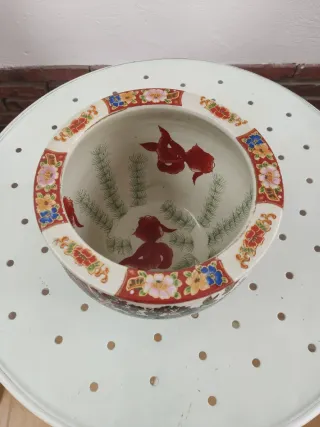 Testero chino decorado