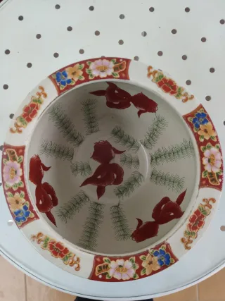 Testero chino decorado