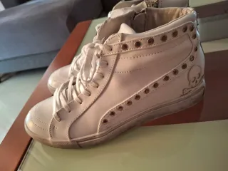 Zapatillas botín Scalpers blancas