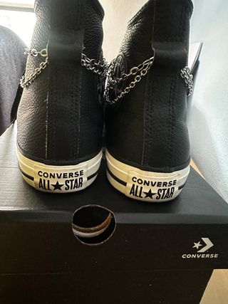 Converse Botas Negras con Cadena Plata