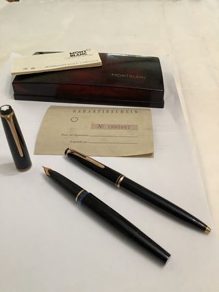 JUEGO PLUMA Y BOLIGRAFO MONTBLANC, VINTAGE. NUEVOS