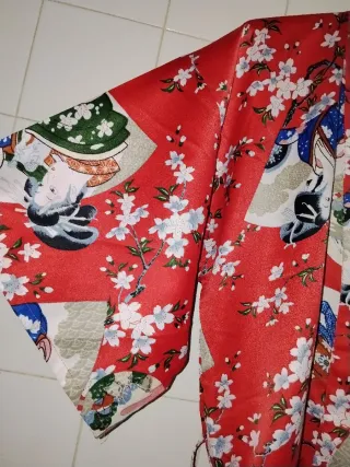 Kimono Estampado Geishas Flores