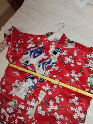 Kimono Estampado Geishas Flores