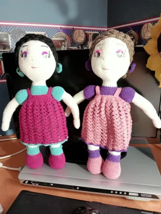 Muñeca artesanal ganchillo