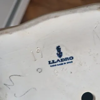 Figura Lladro campesina con burro y niño