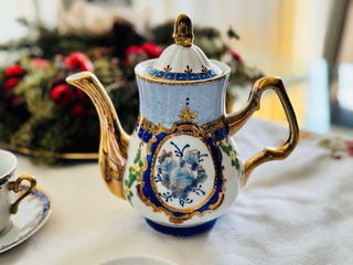 Juego de café porcelana azul y oro