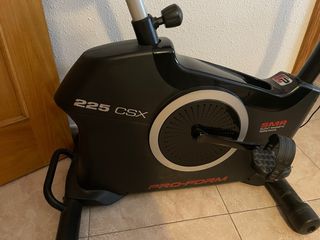 Bicicleta Estática Pro-Form 225 CSX