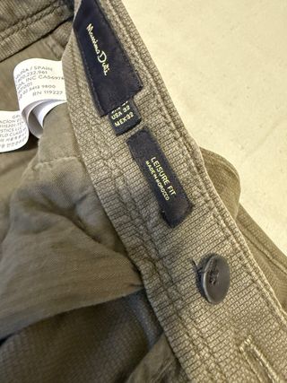 Pantalón chino verde con pinza talla 32/42