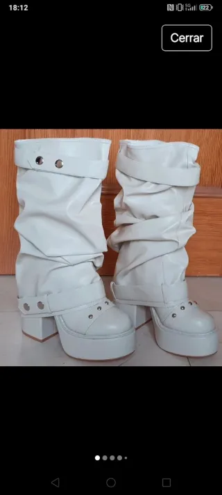 Botas Beige/Blancas Talla 37