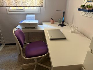 Mesa Rinconera Blanca Escritorio + Silla Morada