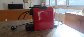 Cafetera Nespresso Roja