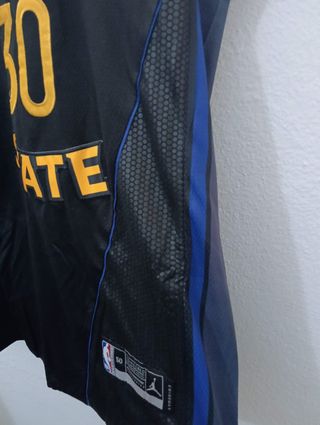 Camisola Curry 30 NBA