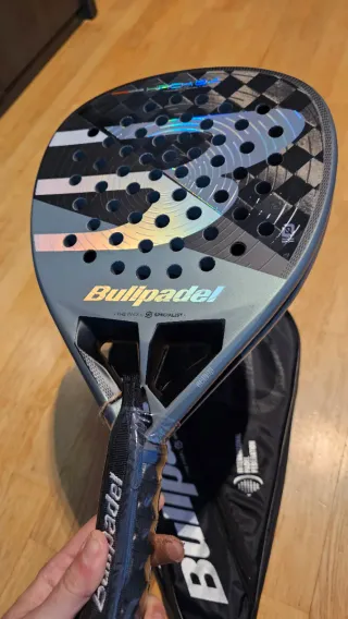 Pala Padel Bullpadel Hack 04 2026 -Paquito Navarro