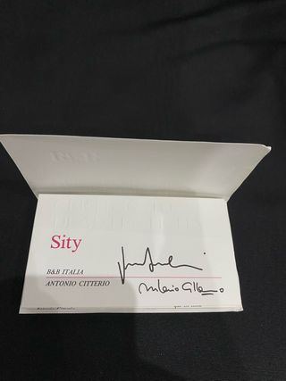 Divano B&B Italia bianco e nero