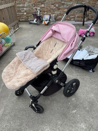 Bugaboo Camaleón 3 con capazo y accesorios
