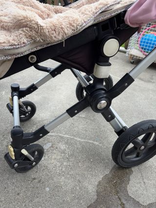Bugaboo Camaleón 3 con capazo y accesorios