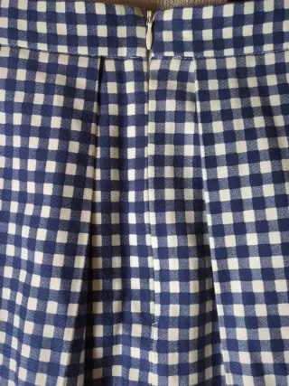 Falda cuadros azul y blanco