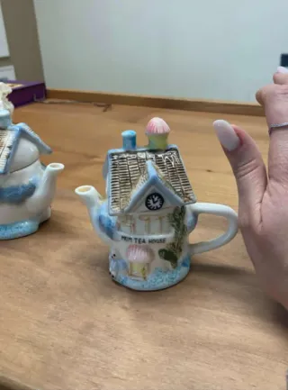 1 sola Teteras Casa Mom Tea House