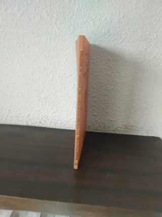 Llibre "els nostres enginiosos mecanismes de defen