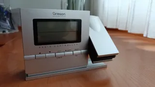 Reloj Proyector Oregon Scientific RM318P