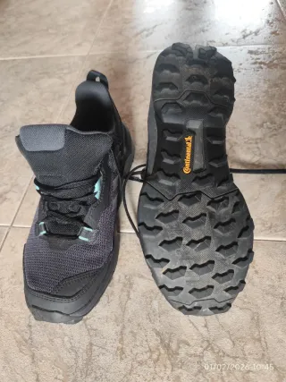 Zapatillas trekking negras